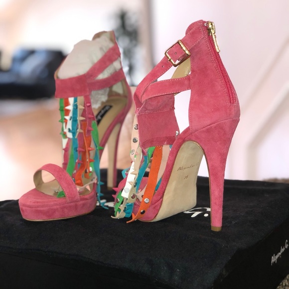 Alejandra G “Luna” Heels - Picture 2 of 5